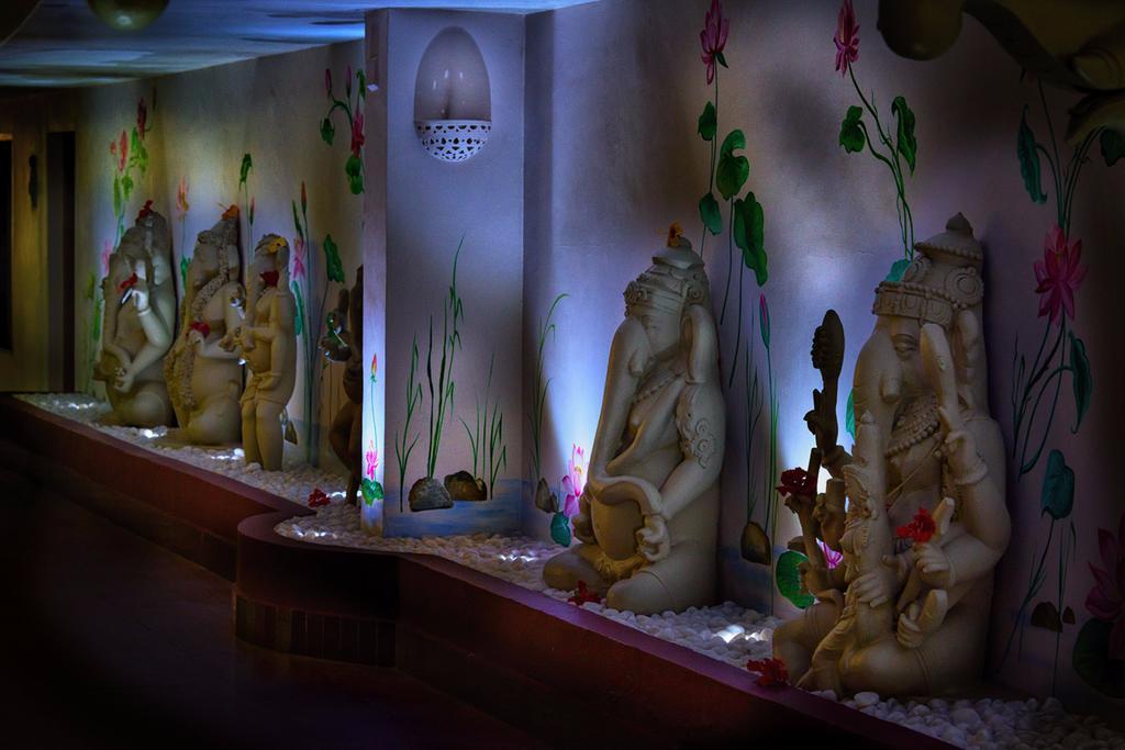 Karma Royal Haathi Mahal Hotel Cavelossim Bagian luar foto